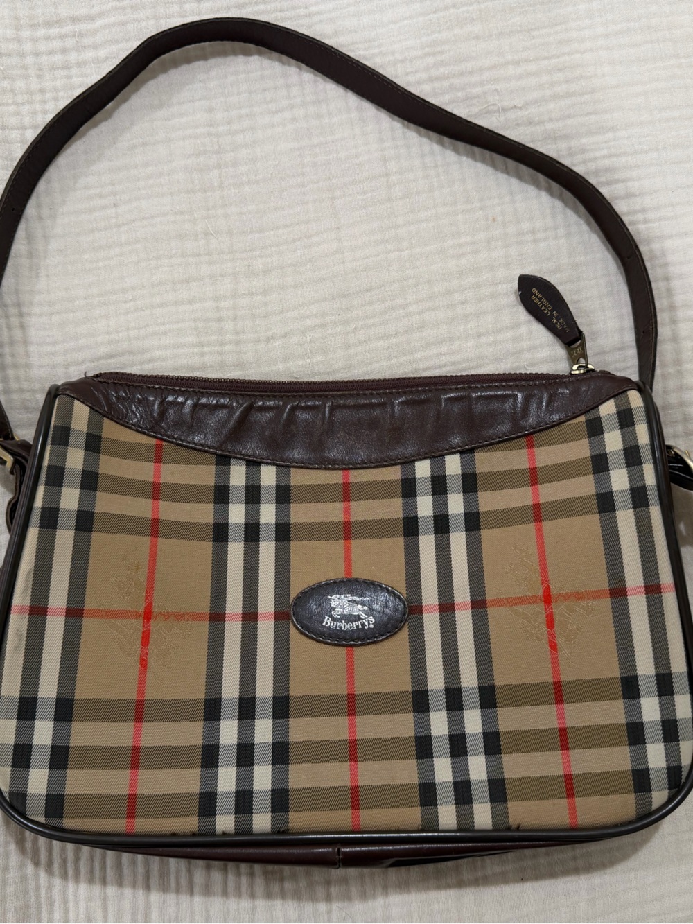 Vintage Authentic Burberry Nova Check Shoulder Bag in Beige and Brown